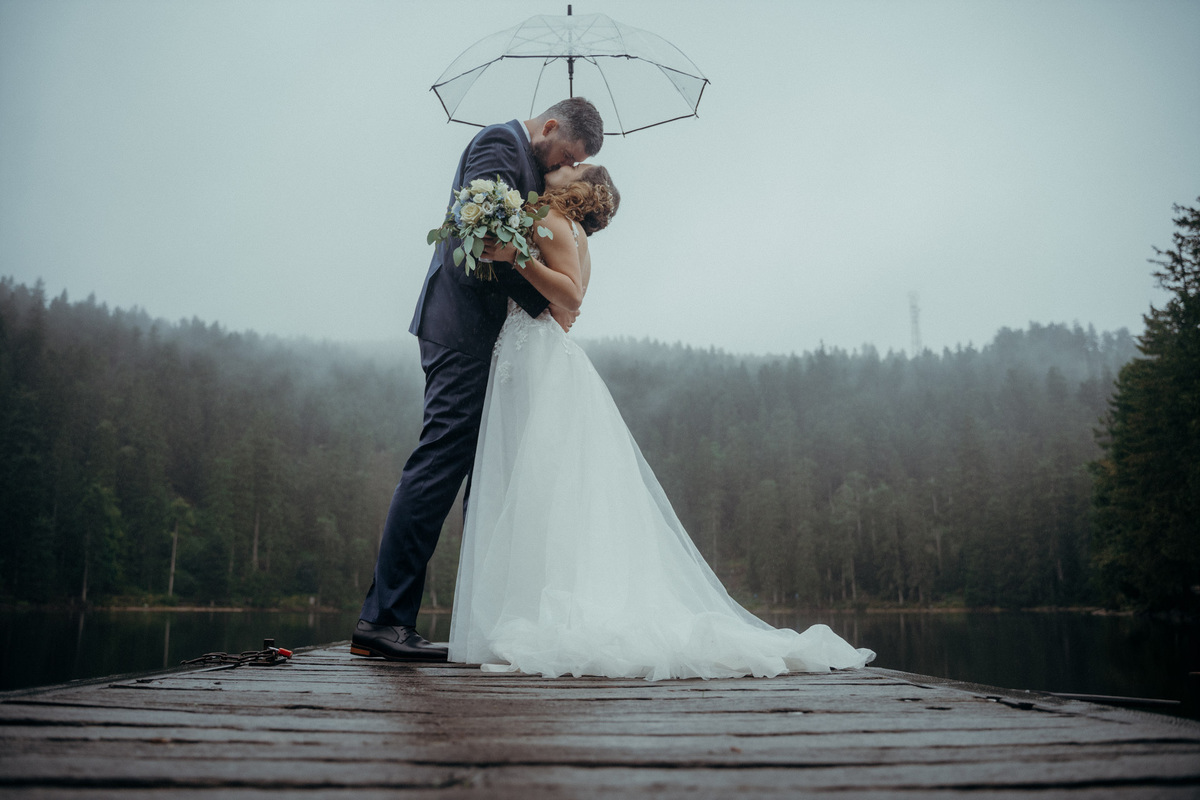 Hochzeitsfeier am Mummelsee im Schwarzwald fotografiert von Hochzeitsfotograf Marc Feix aus Stuttgart