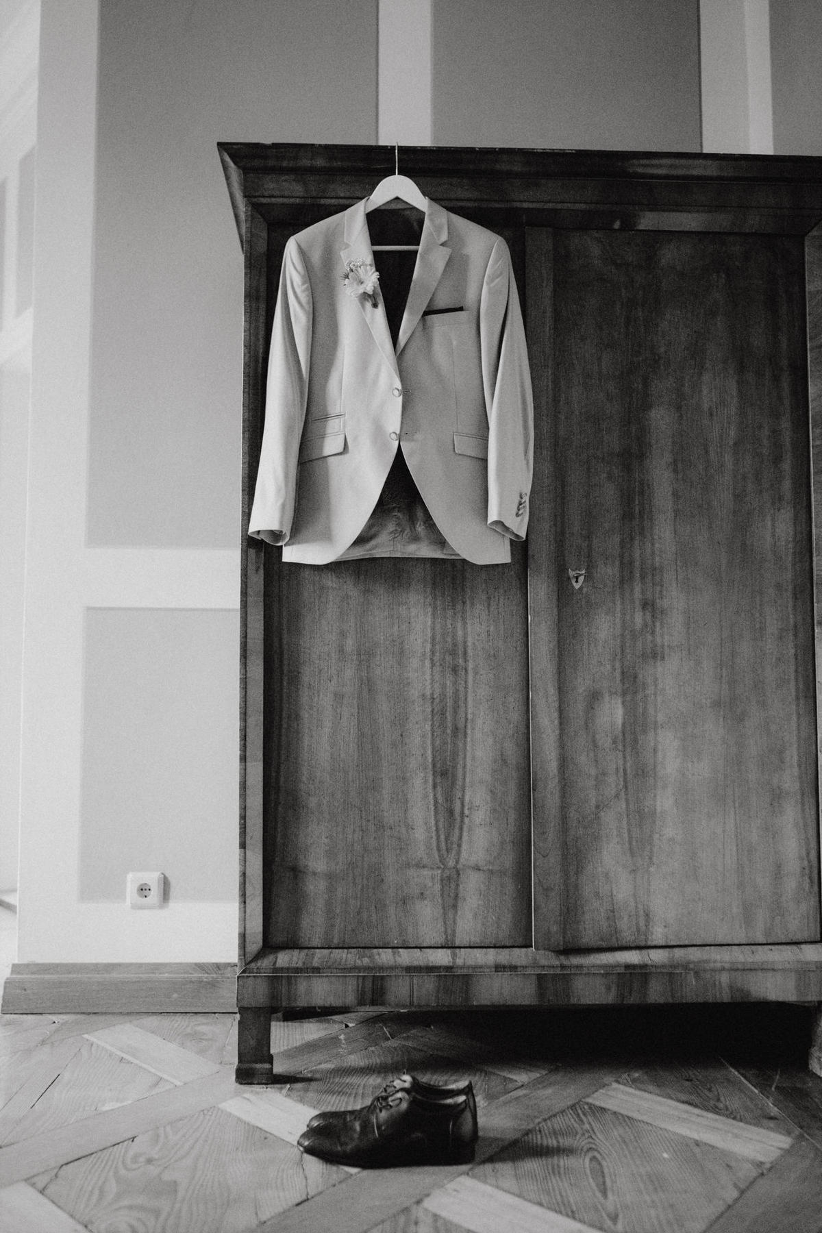 Hochzeitspaar bei der standesamtlichen Trauung in Bad Friedrichshall fotografiert von Marc Feix Photography - Hochzeitsfotograf in Stuttgart